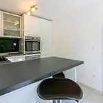 דירה Edit *